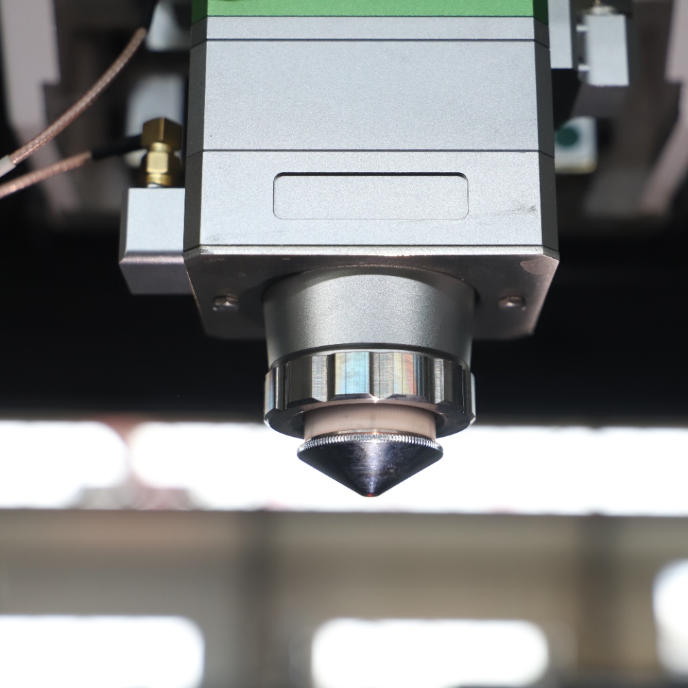 Máquina de Corte por Láser de  - Industrial Fiber Laser Cutting Machine reseña y precio